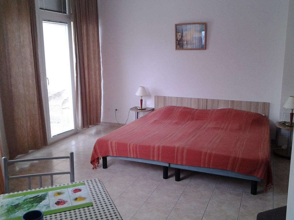 Sunrice Rovinj Apartment Exterior photo